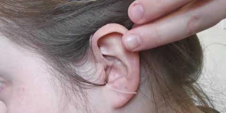 How to insert your hearing aid