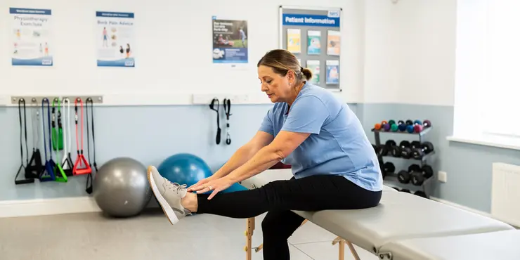 Exercises for sciatica: herniated or slipped disc | NHS