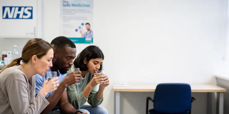 Problems swallowing pills: Lean forward technique | NHS