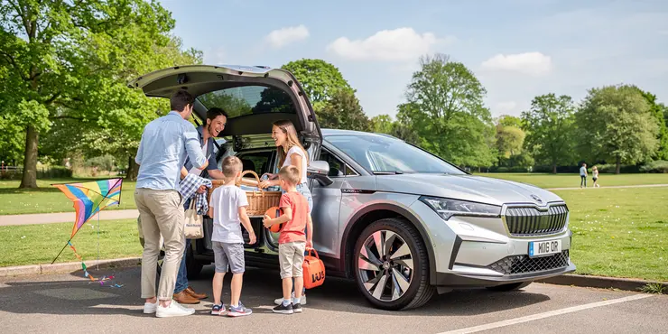 What electric vehicles does Skoda offer in the UK?